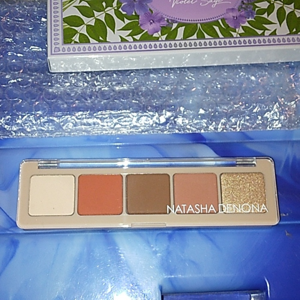 Eyeshadow